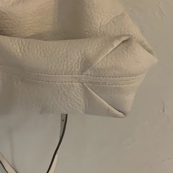 MICHAEL Michael Kors Bedford Large Leather Hobo Style Bag, White/Gold Tone - Picture 4 of 16